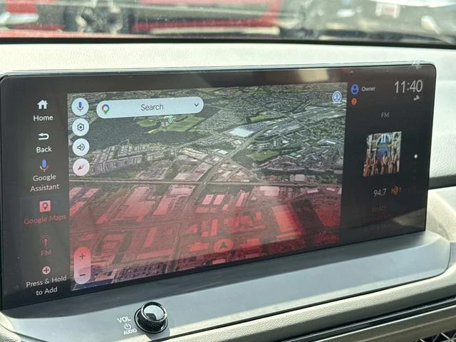Used 2024 Red Honda Touring image 3