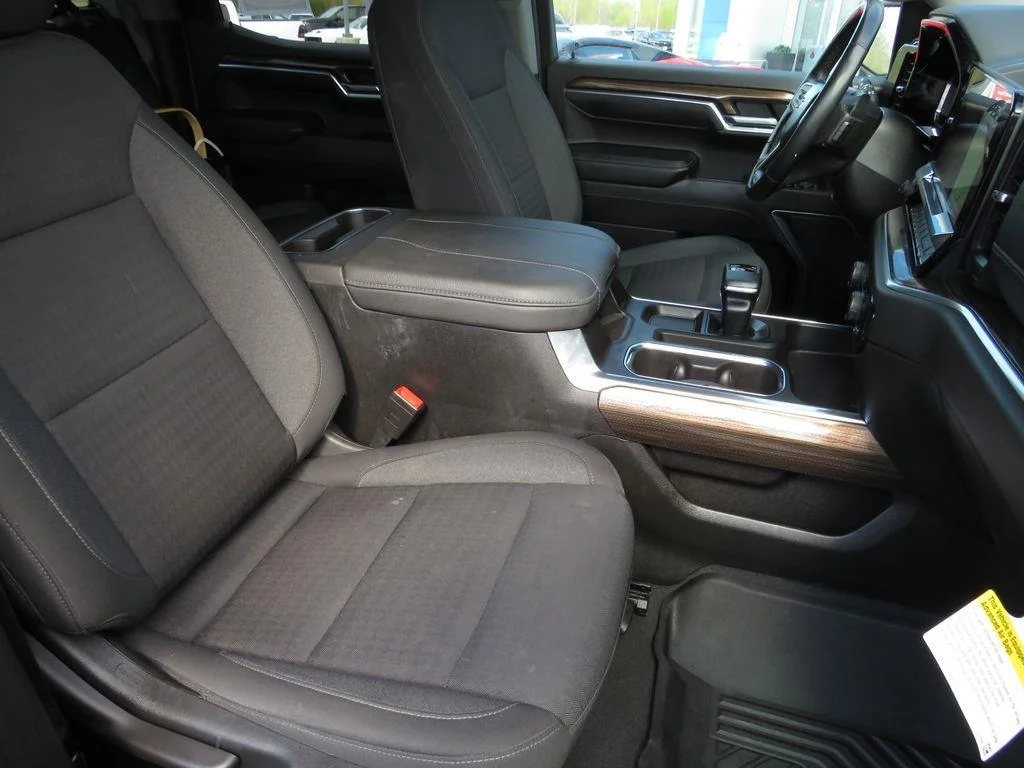 Used 2023 Ash Chevrolet RST image 16