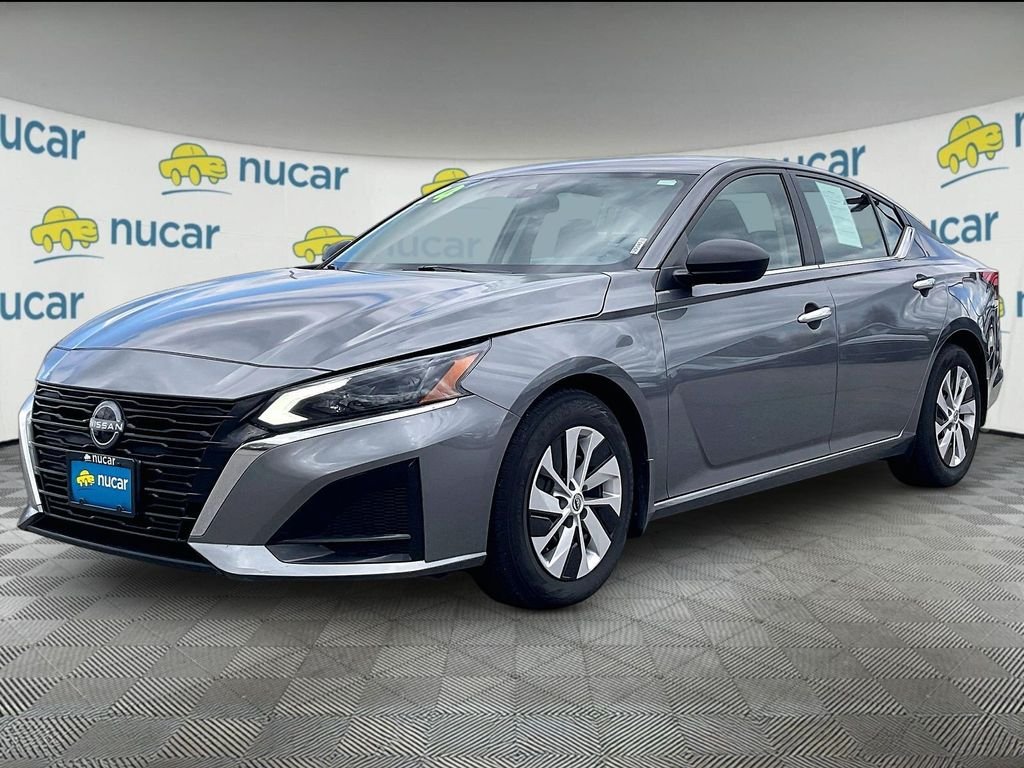 Used 2024 Gun Metallic Nissan 2.5 S image 3