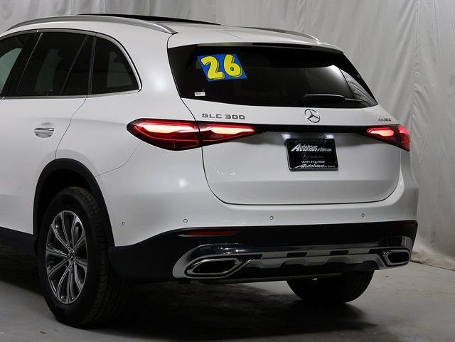 Certified Used 2026 Polar White Mercedes-Benz GLC 300 image 8