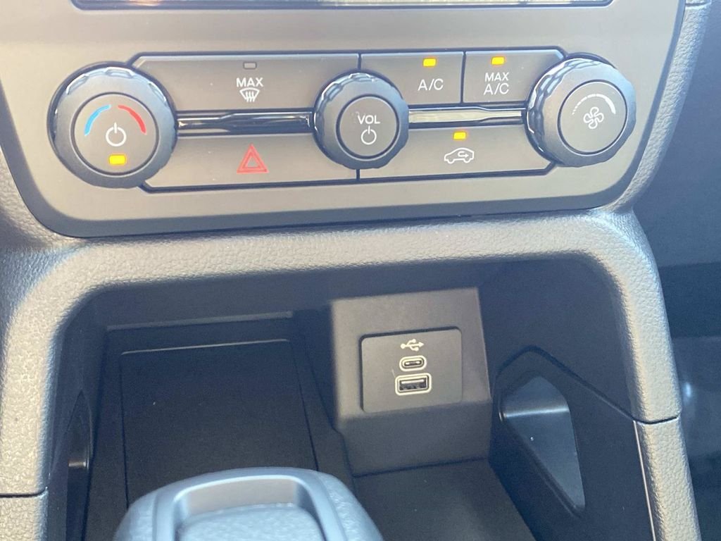 New 2026 Desert Sand Ford XL image 15