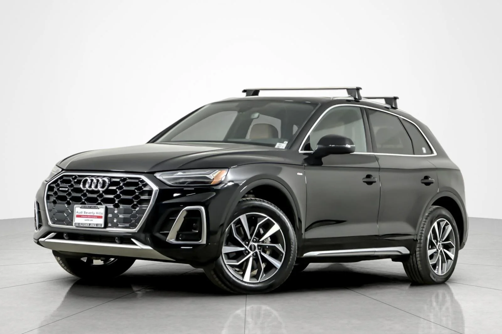 2023 Audi Q5 45 Premium's photo