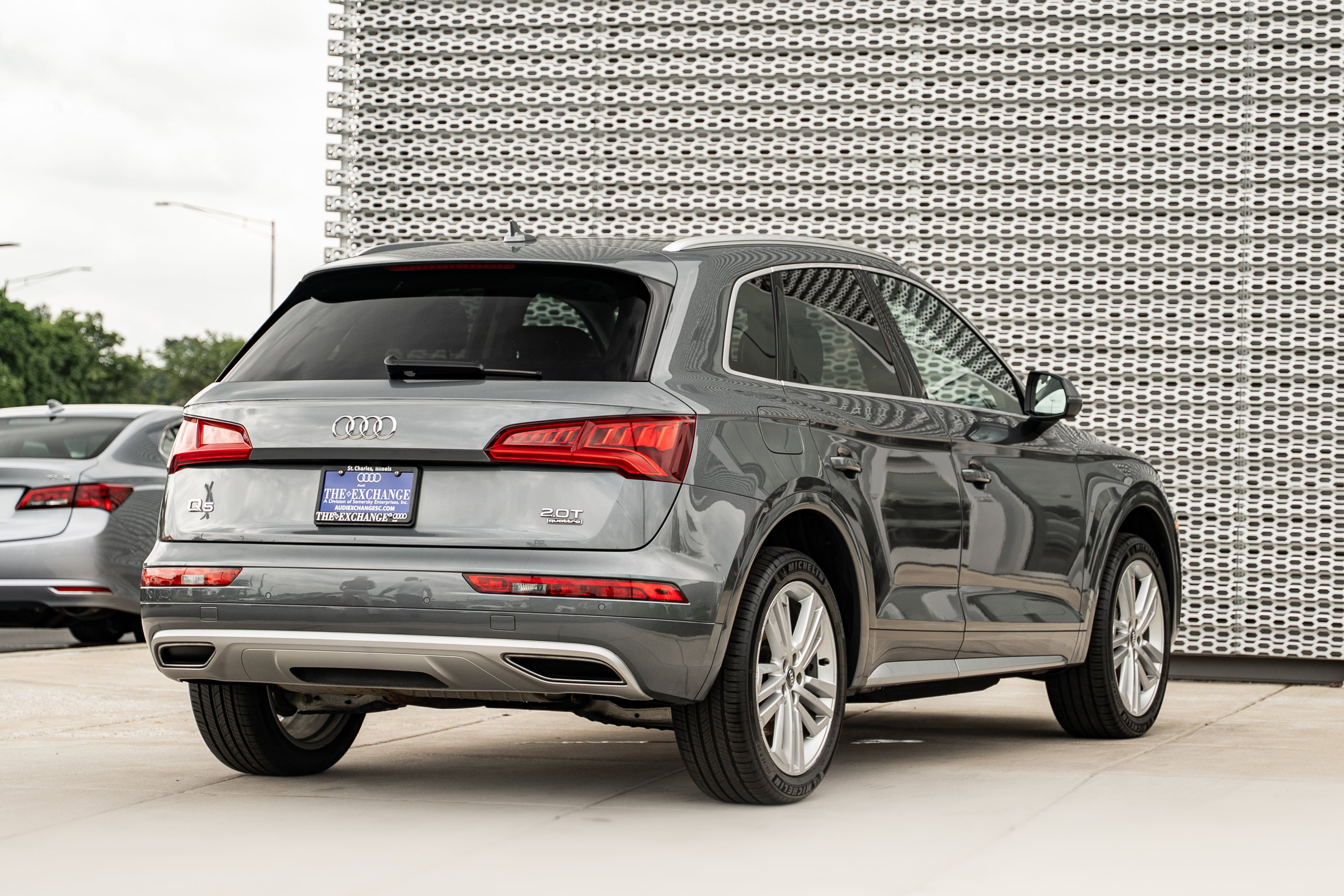 Used 2018 Monsoon Gray Metallic Audi Premium Plus image 4