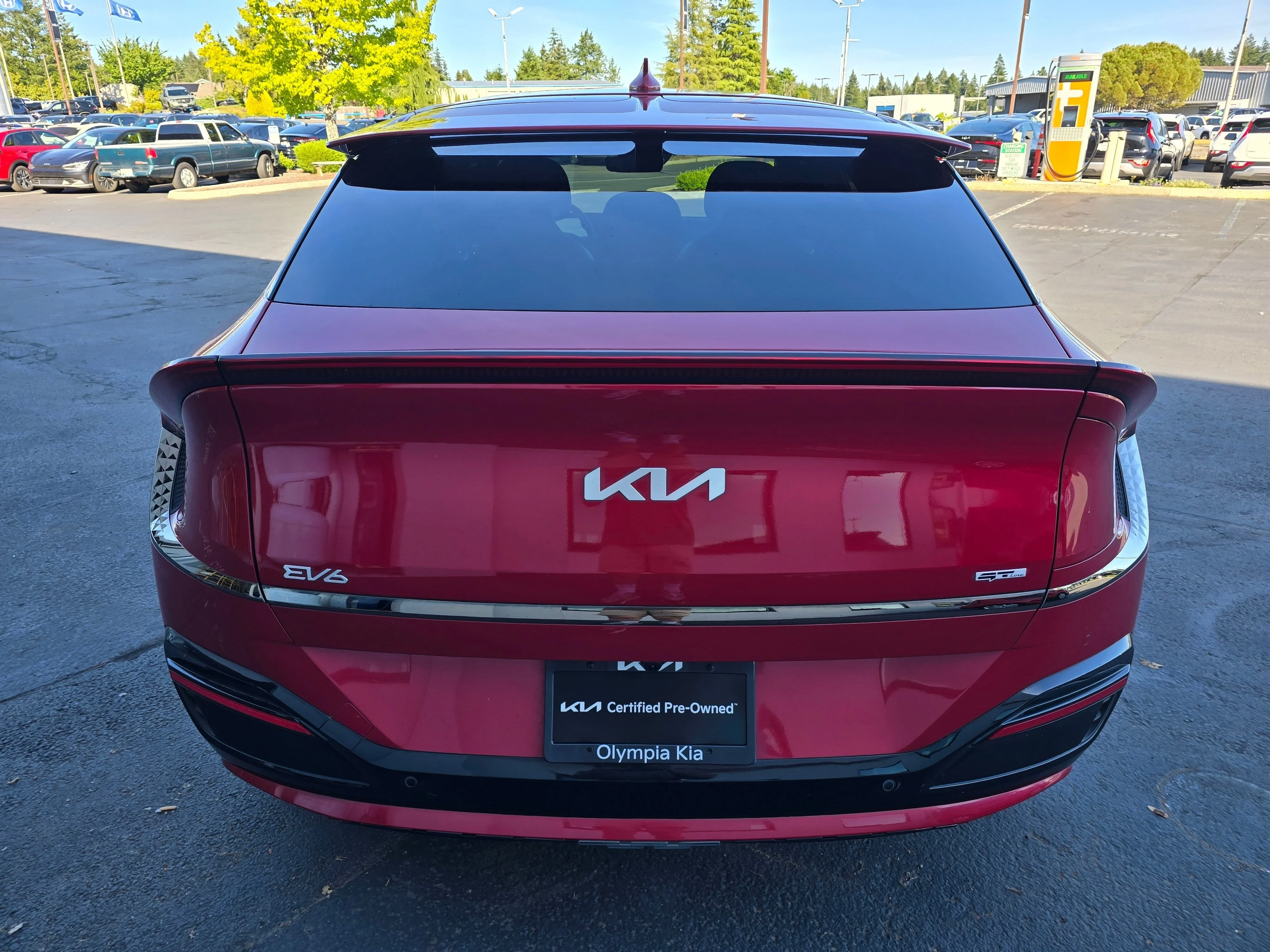 Used 2024 Red Kia GT-Line image 5