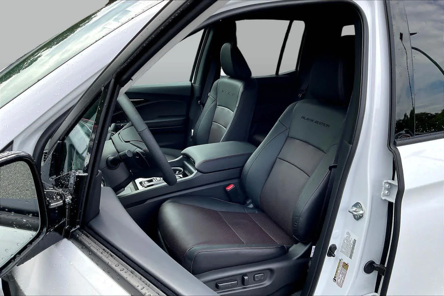 New 2026 Platinum White Pearl Honda Black Edition image 9