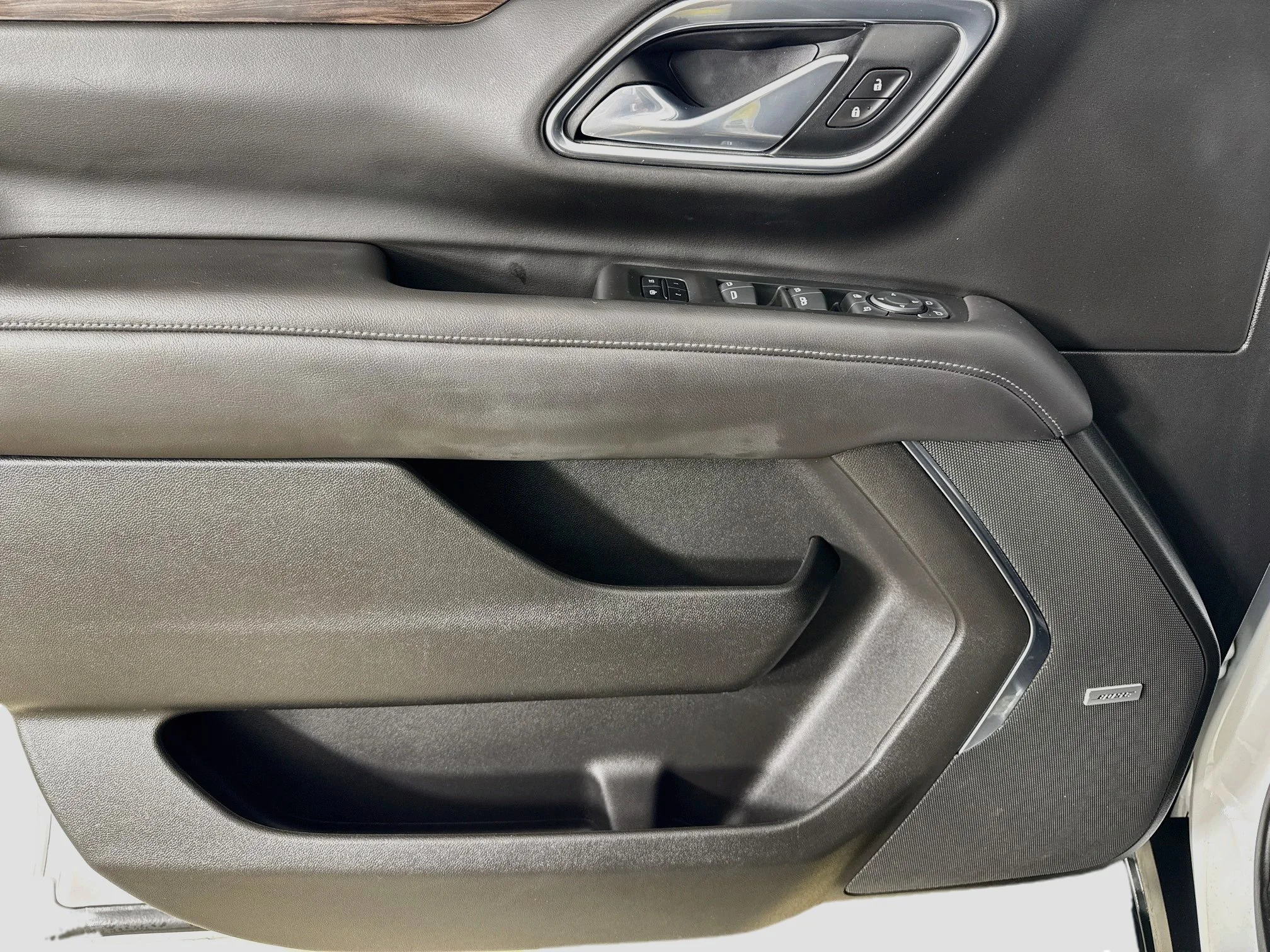 Used 2021 SUMMIT WHITE Chevrolet Z71 image 19