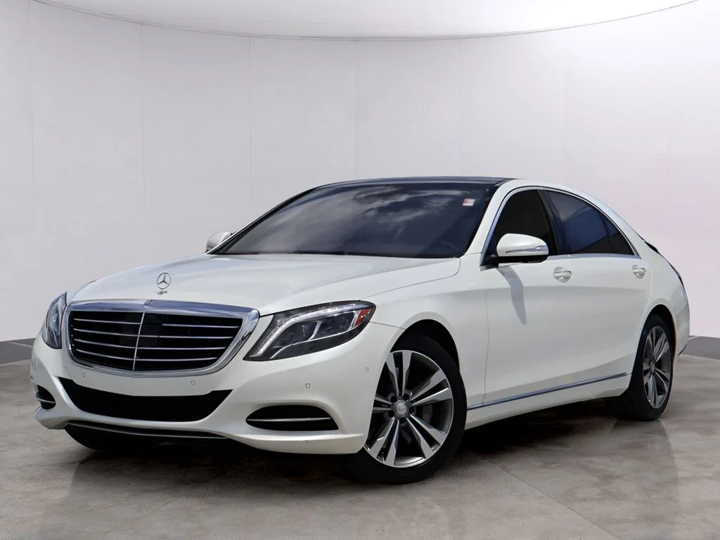 Used 2015 designo Diamond White Mercedes-Benz S 550 image 1