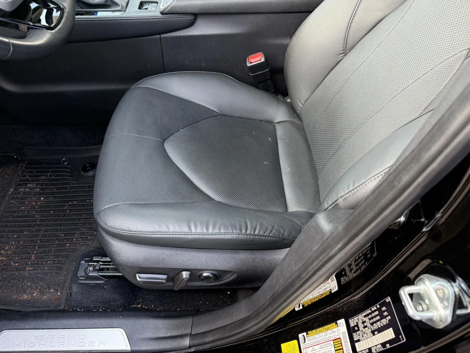 Used 2024 Midnight Black Metallic Toyota Hybrid Limited image 12
