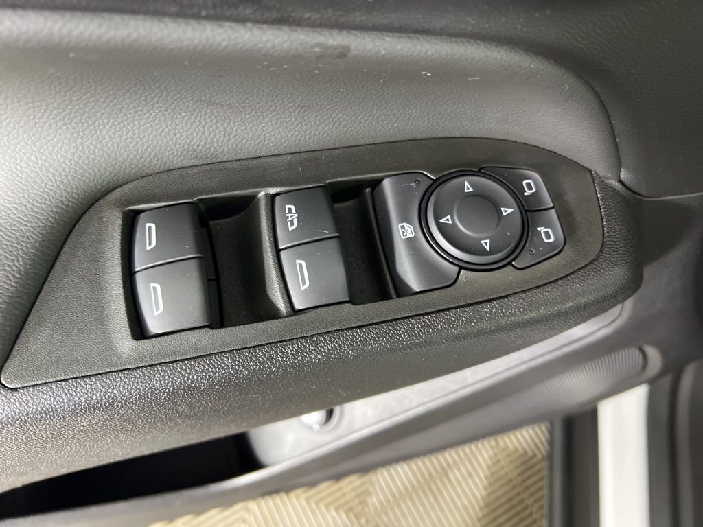 Used 2024 Summit White Chevrolet LT image 11