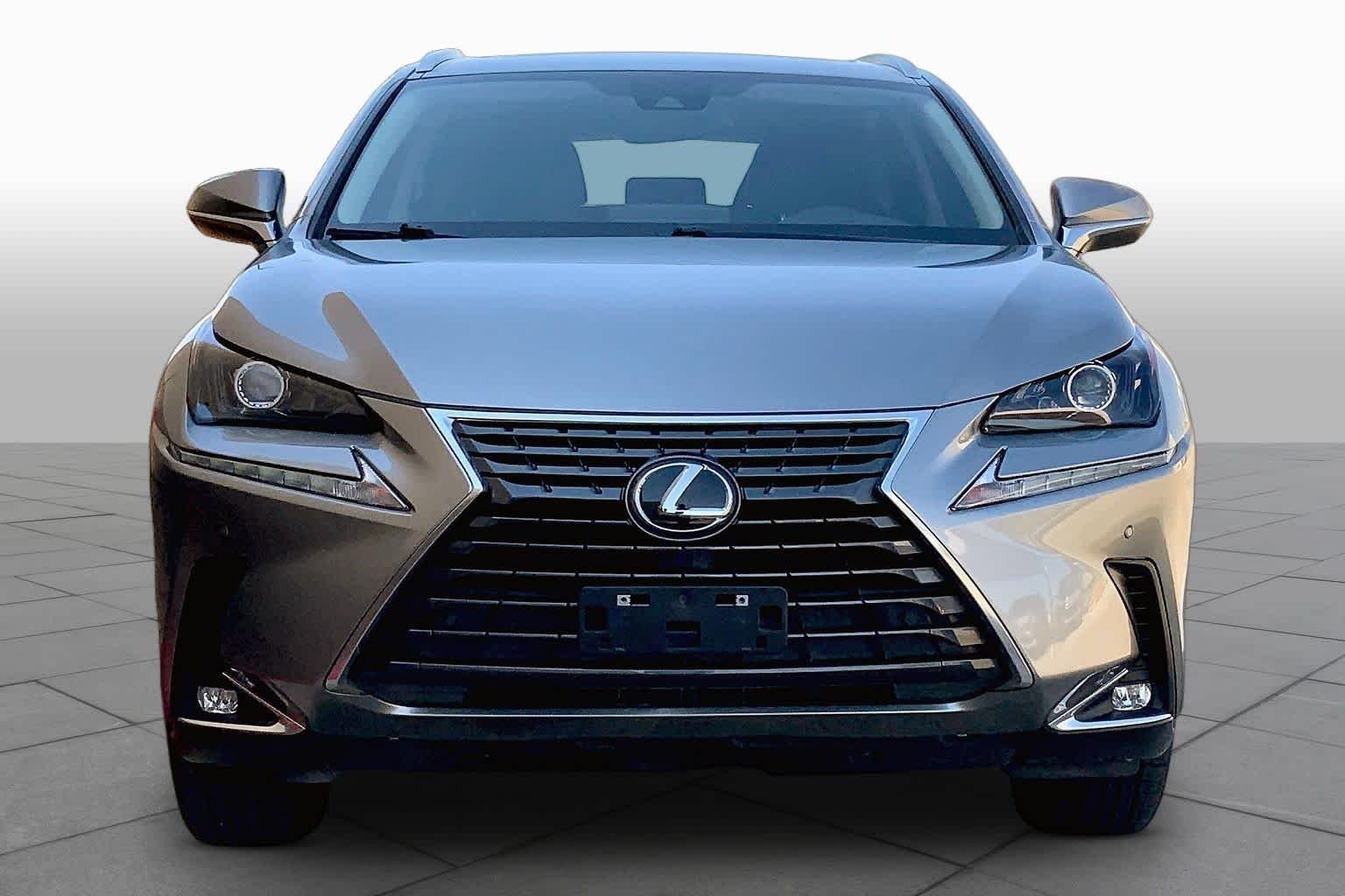 Used 2021 Atomic Silver Lexus  image 4