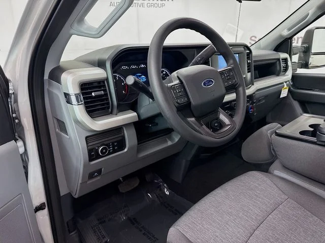 New 2026 Avalanche Ford F-350® XL image 9