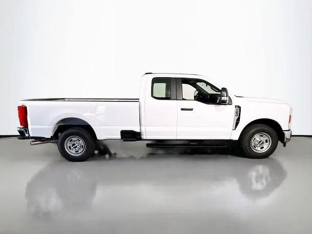 New 2026 Oxford White Ford F-250® XL image 37
