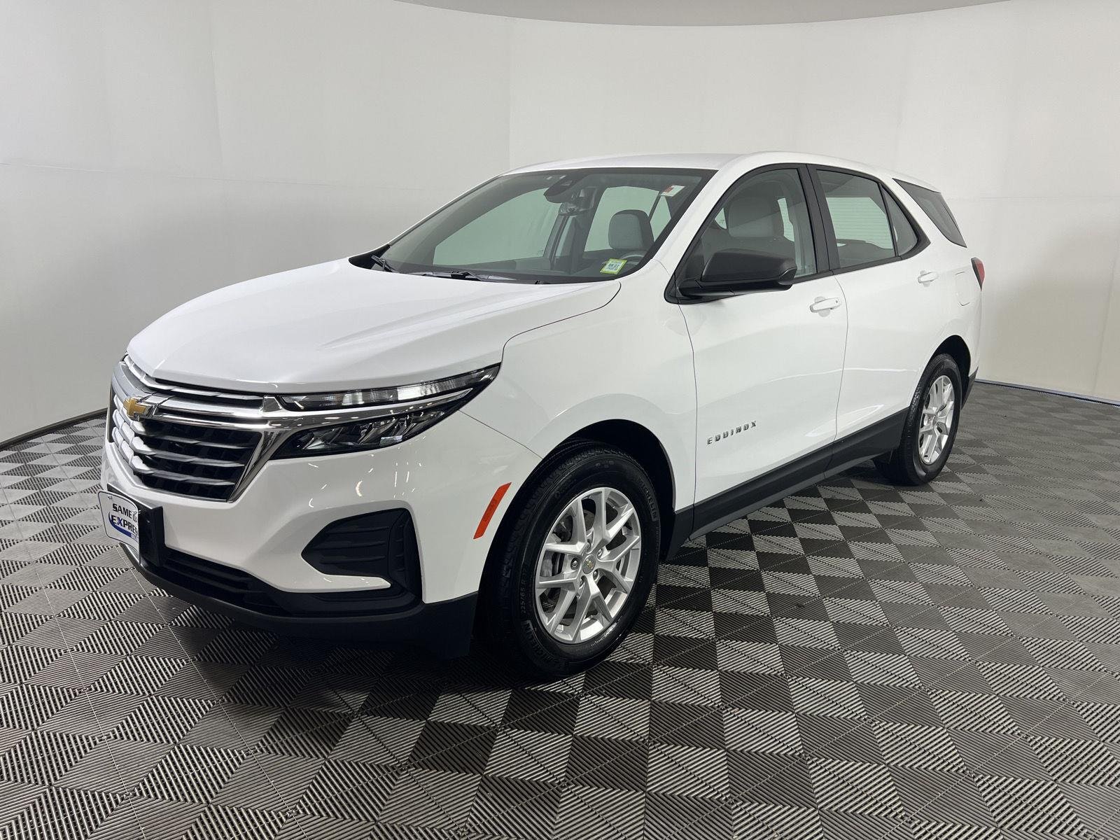Used 2024 Summit White Chevrolet LS image 25