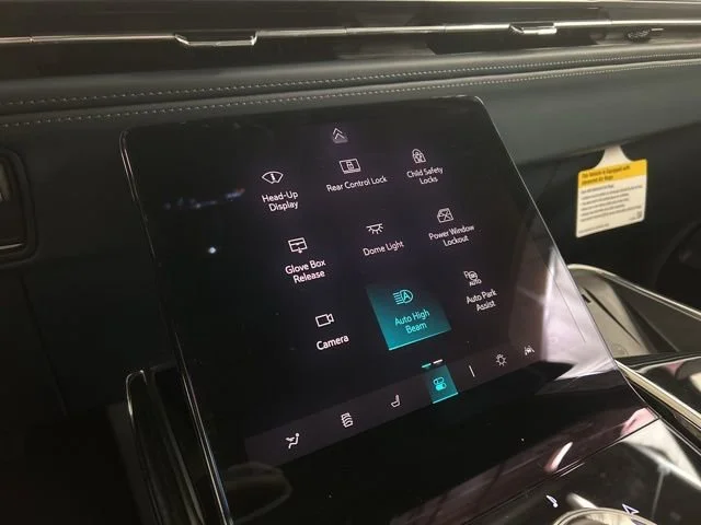 2025 Cadillac Escalade IQ Luxury 2 - Photo 17