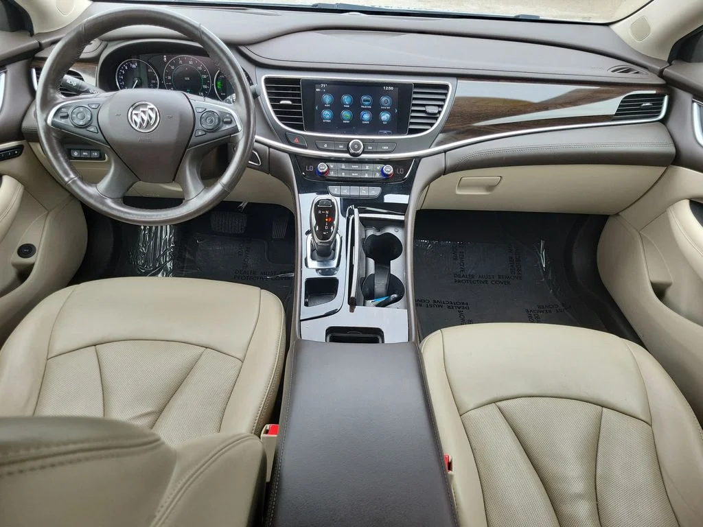 Used 2019 Silver Buick Premium I Group image 9