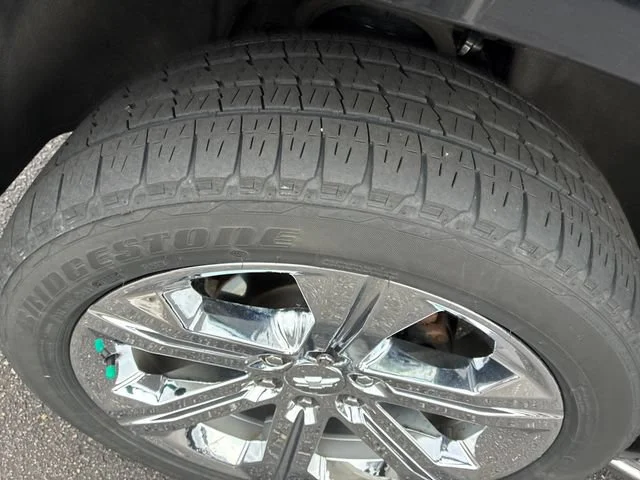 Used 2019 BLACK Chevrolet Premier image 33
