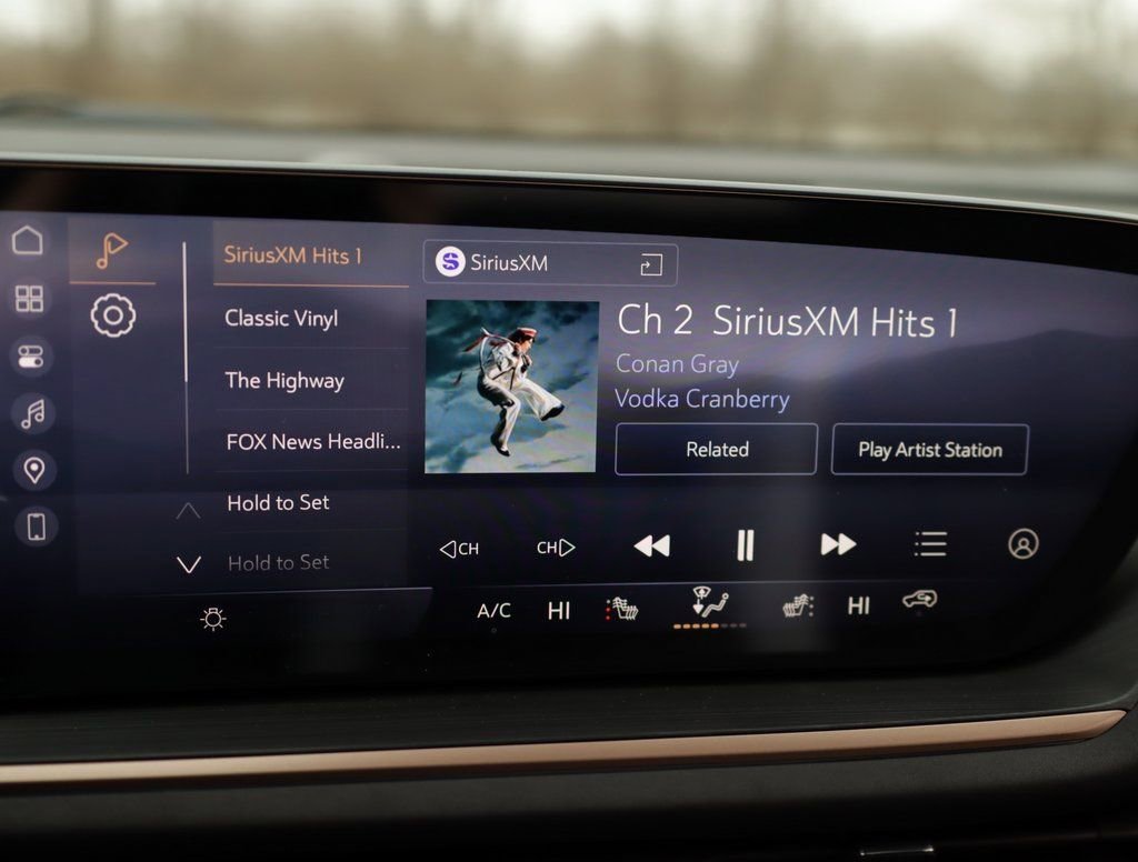 2026 Buick Envision Sport Touring - Photo 15