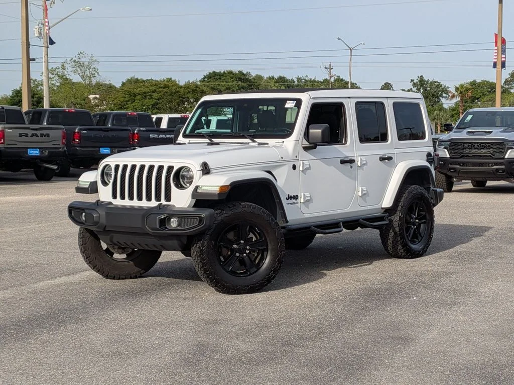 2021 Jeep Wrangler Sahara Altitude's photo