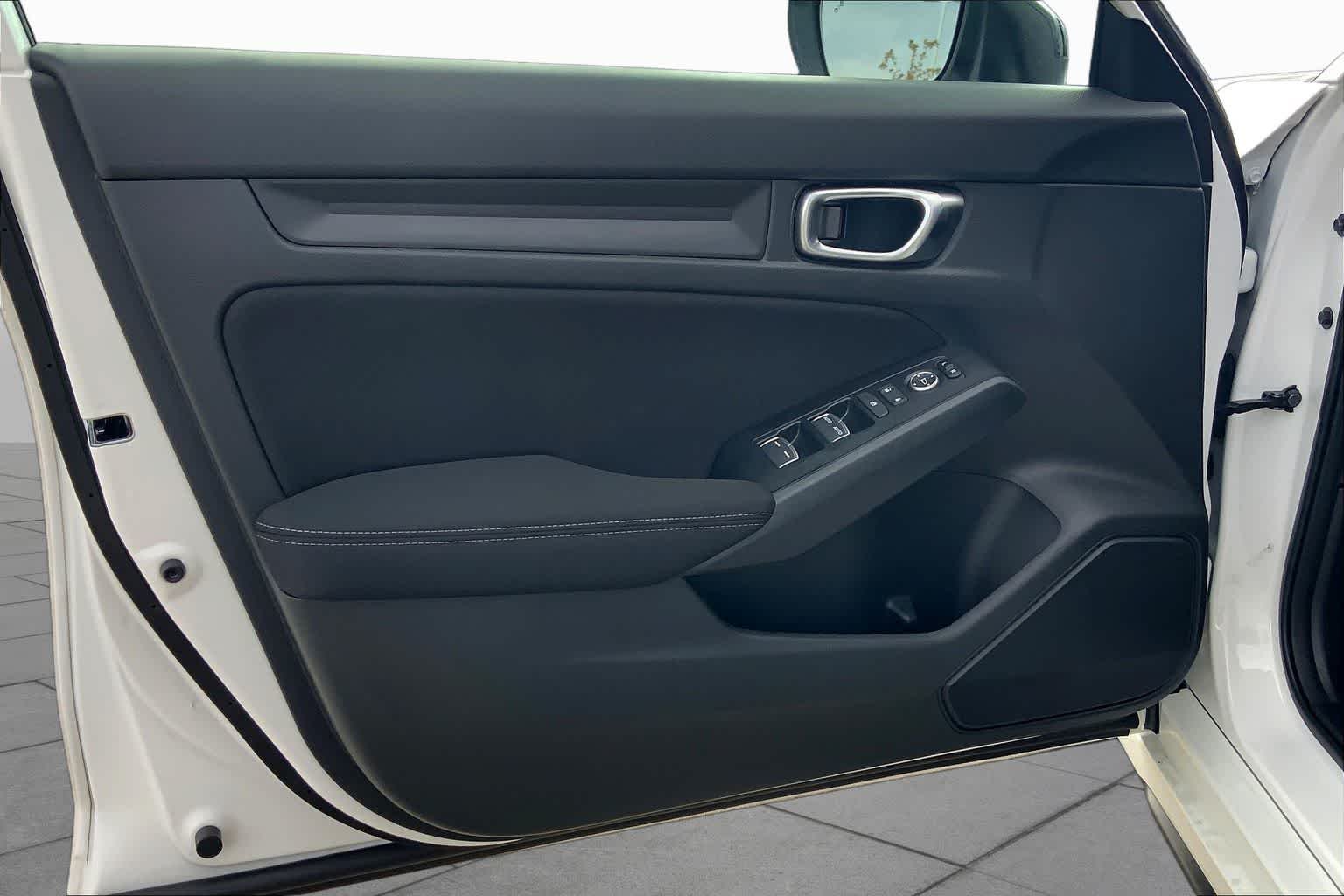 New 2026 Platinum White Pearl Honda FWD Sport image 10