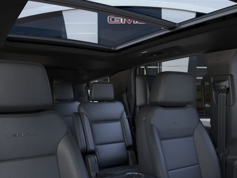 2026 GMC Yukon Denali - Photo 24