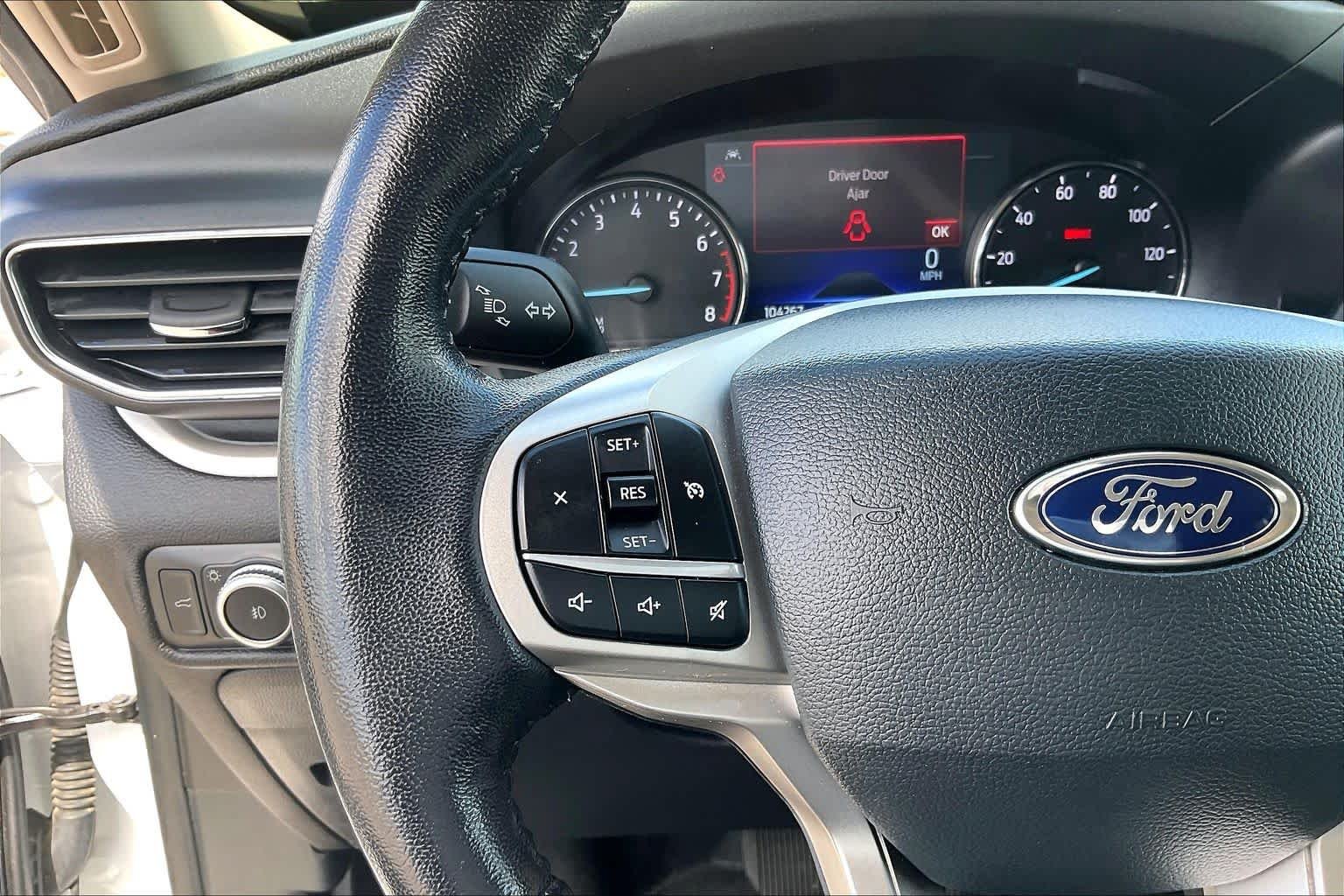 Used 2022 Oxford White Ford XLT image 39