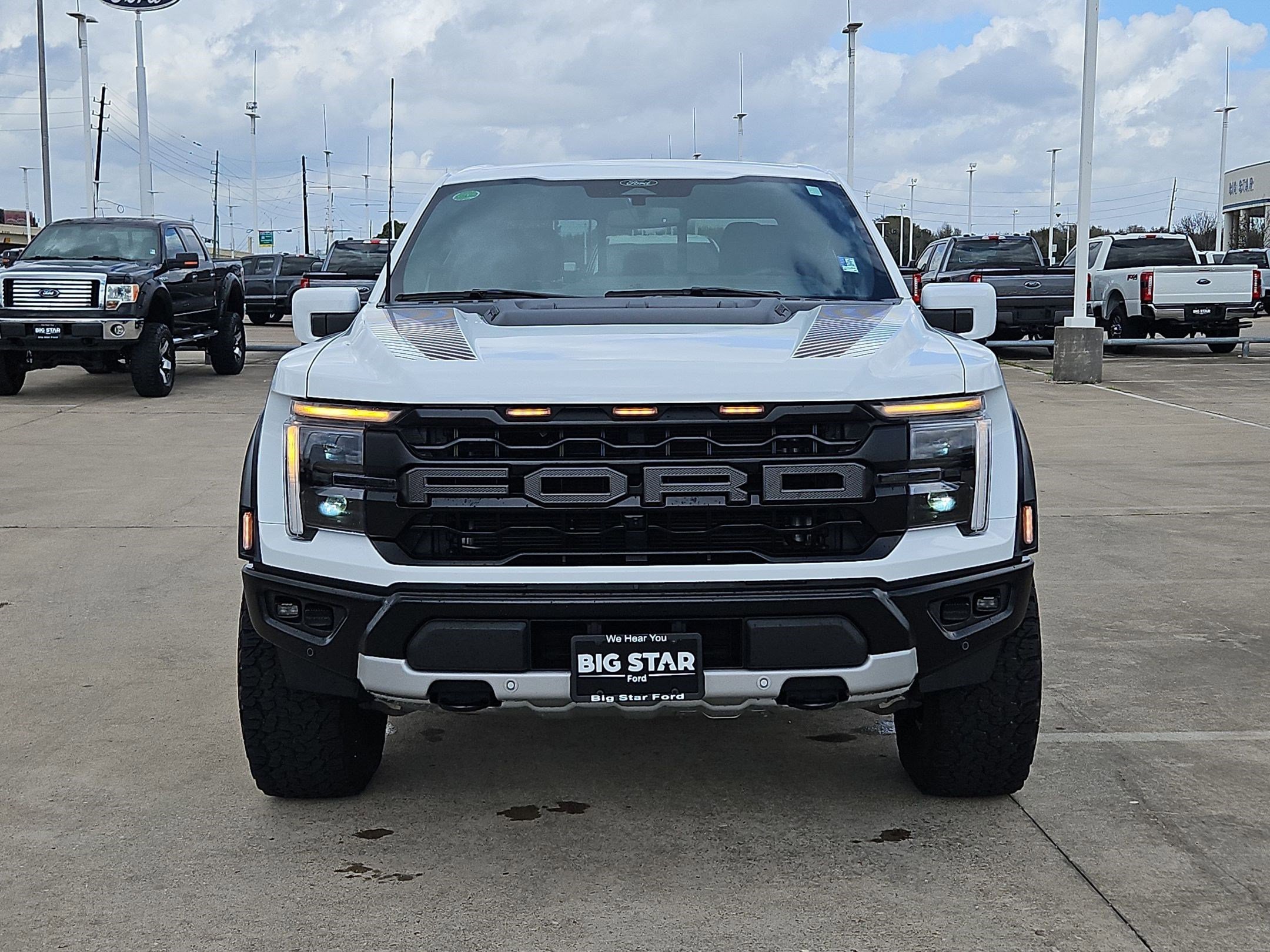 Used 2025 Oxford White Ford Raptor image 8