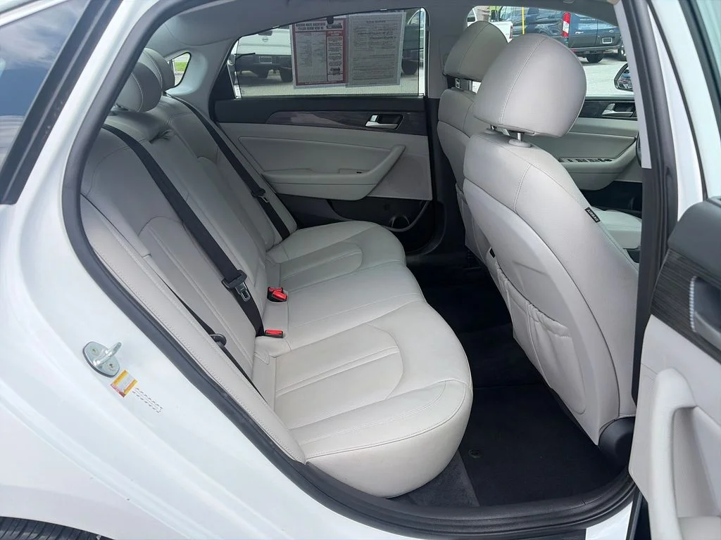 Used 2019 White Hyundai Limited image 41