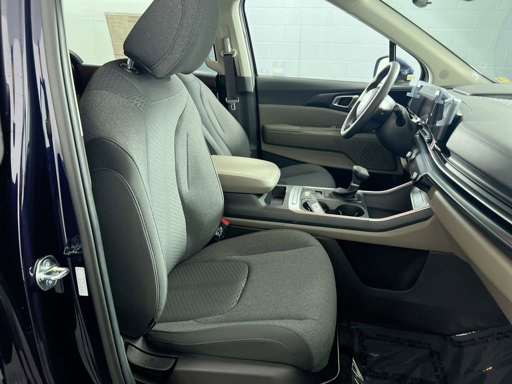 New 2026 Deep Chroma Blue Kia LXS image 30