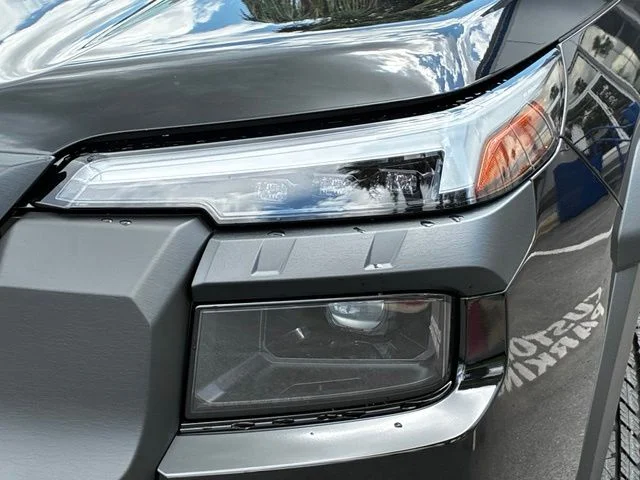 New 2026 CRYSTAL BLACK SILICA Subaru Wilderness image 7