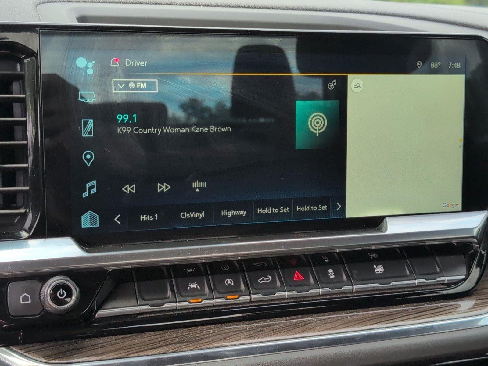 Used 2022 Summit White Chevrolet LT image 22