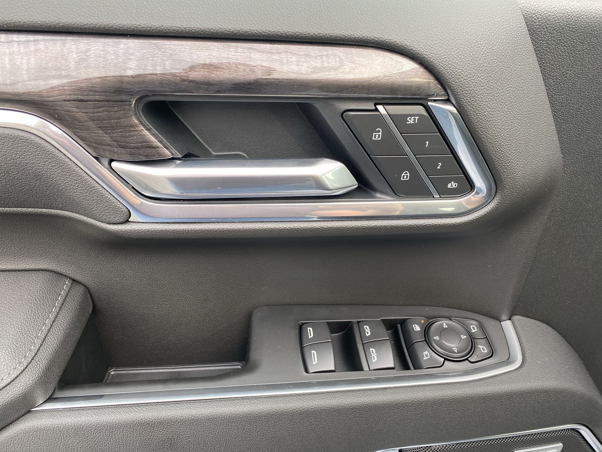 2026 Chevrolet Silverado 1500 LTZ - Photo 48