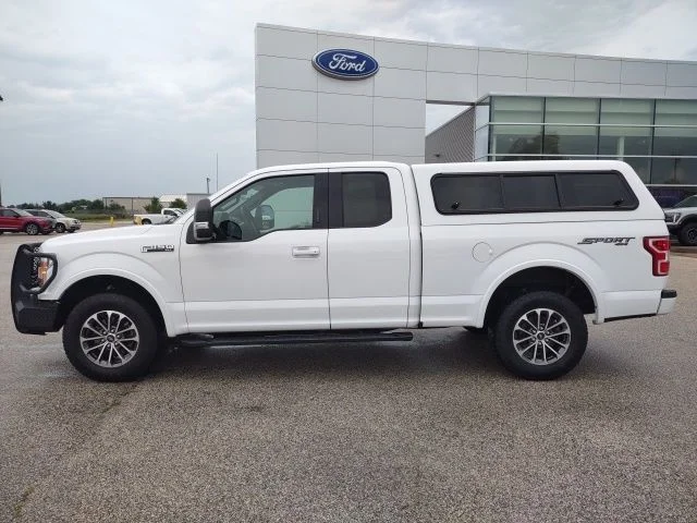 Certified Used 2020 Oxford White Ford XLT image 2