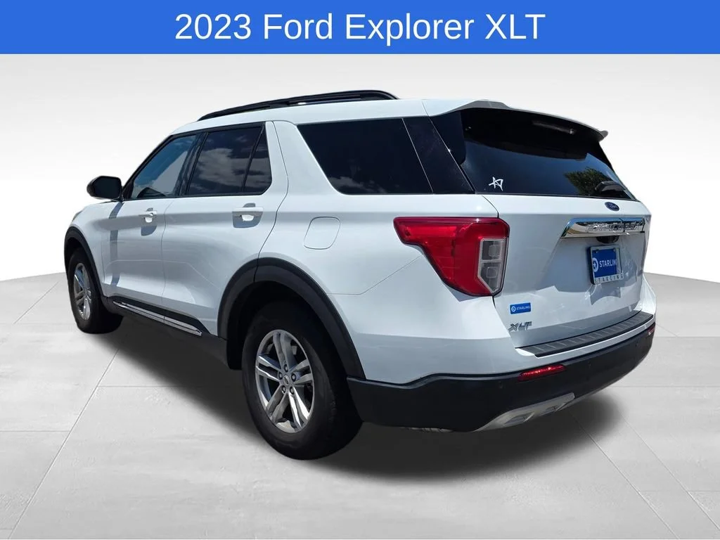 Used 2023 White Ford XLT image 6