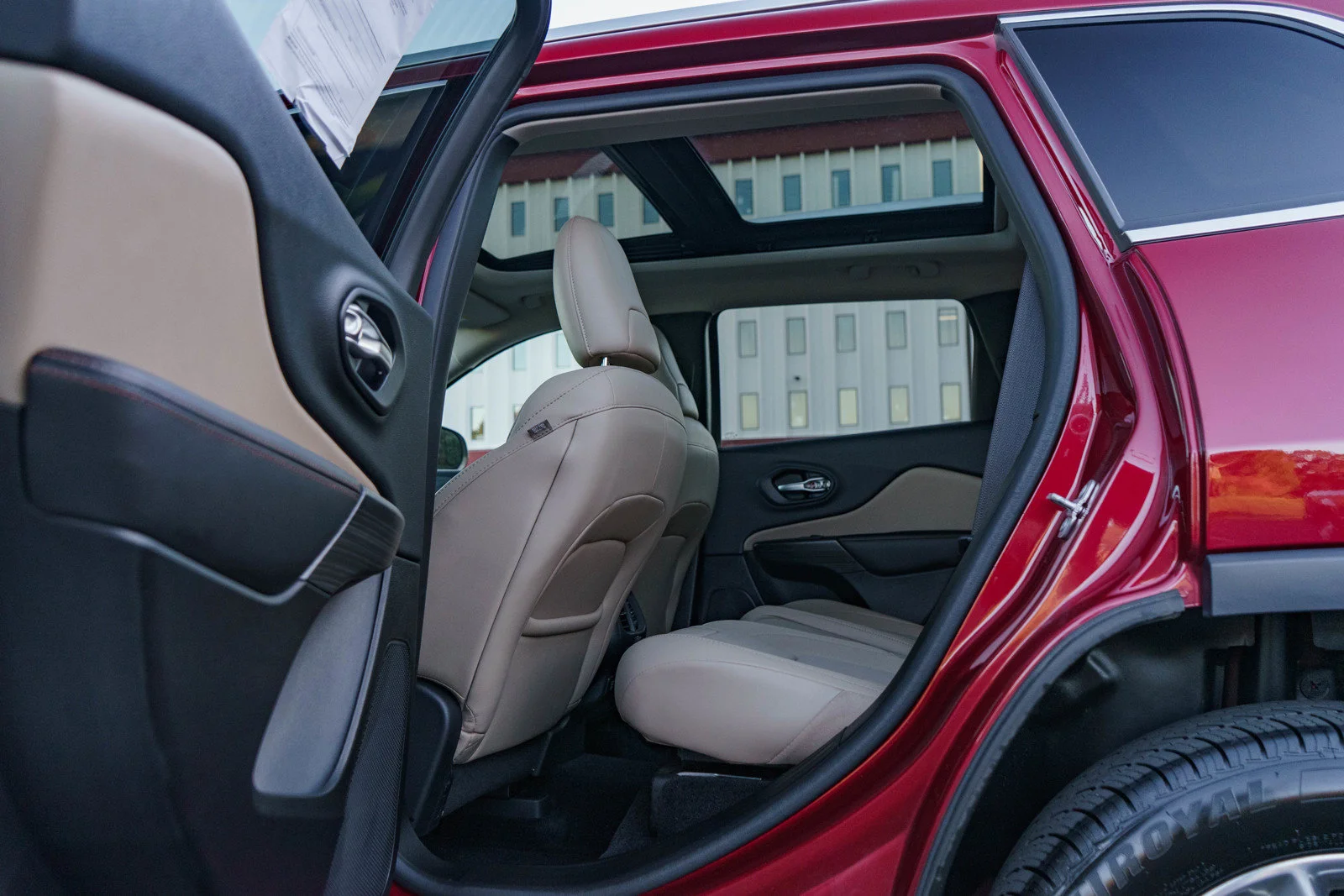 Used 2016 Deep Cherry Red Crystal Pearlcoat Jeep Limited image 14