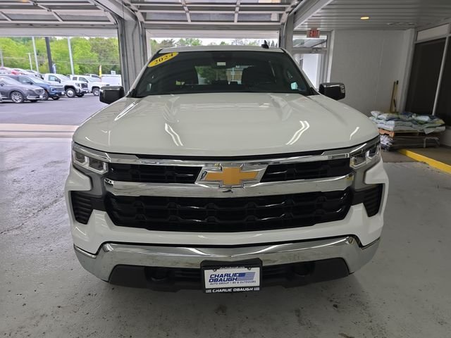 Used 2024 White Chevrolet LT image 8