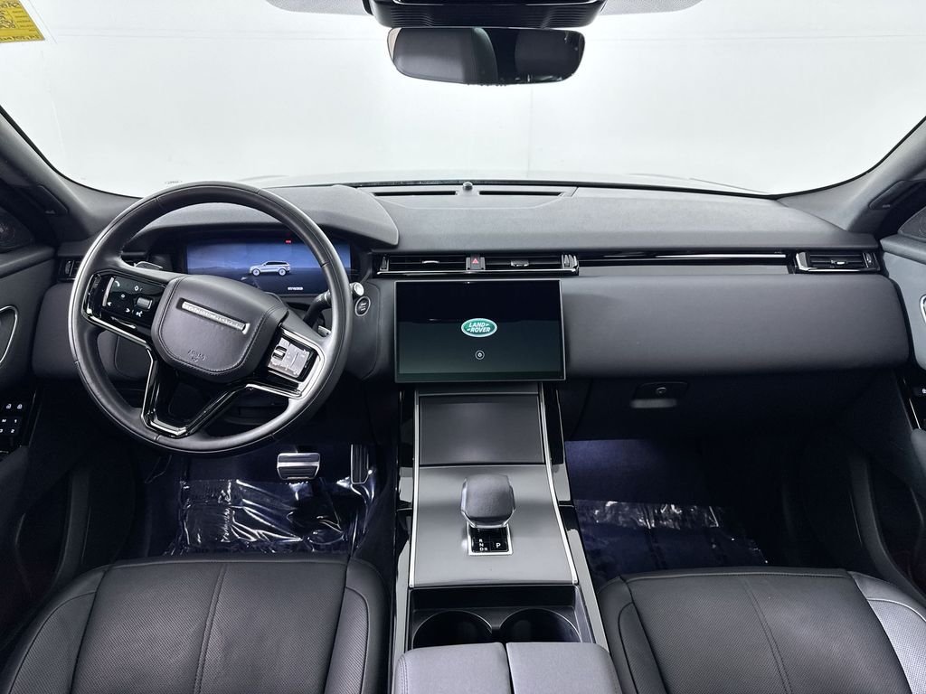 Certified Used 2025 Black Land Rover Dynamic SE image 19