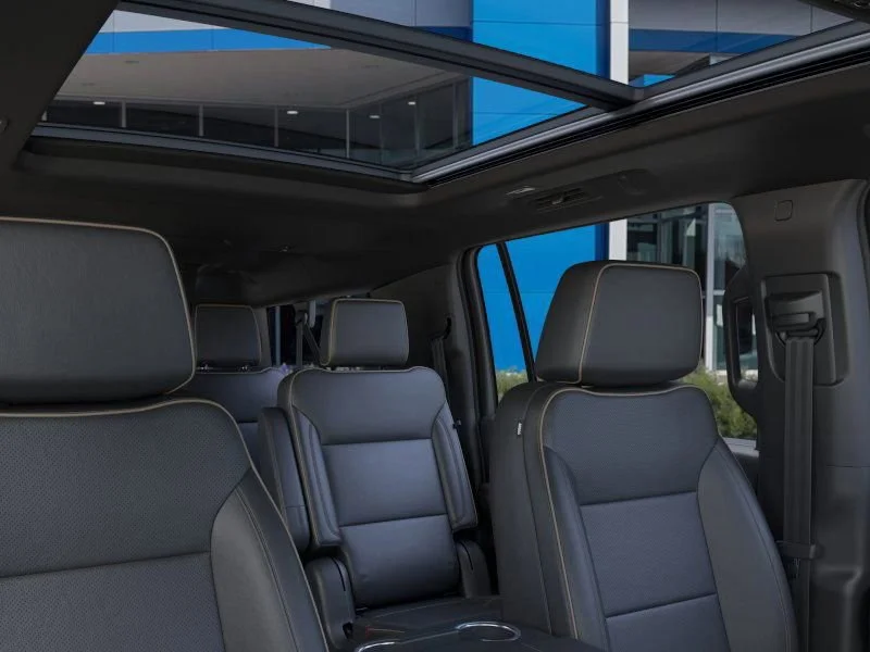 2026 Chevrolet Suburban Premier - Photo 24