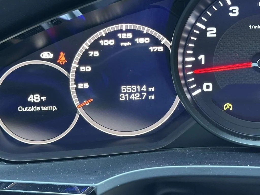 Certified Used 2019 Blue Porsche  image 21