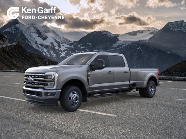 2026 Ford Super Duty F-350 DRW XLT