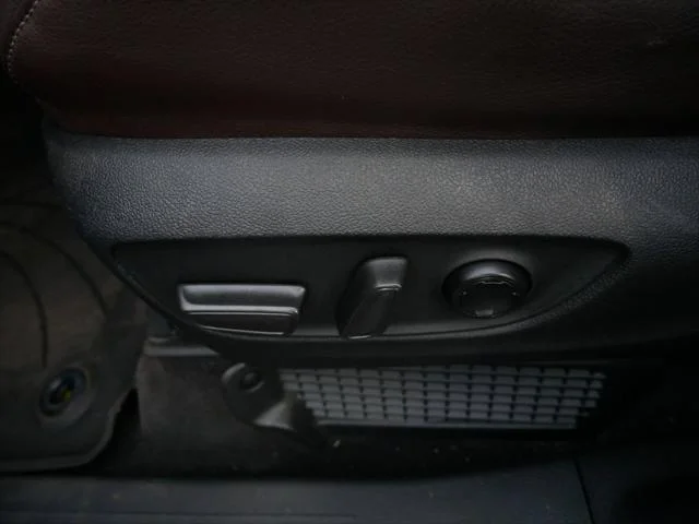 Certified Used 2022 MIDNIGHT BLACK METAL Toyota  image 15