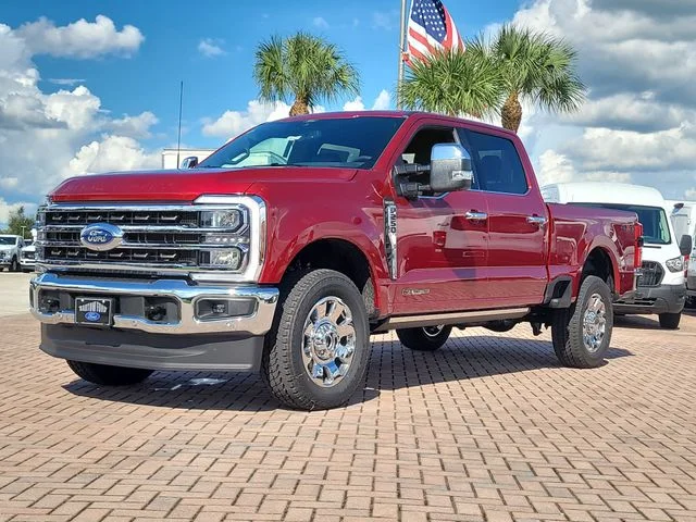 New 2026 Ruby Red Metallic Ford King Ranch image 32