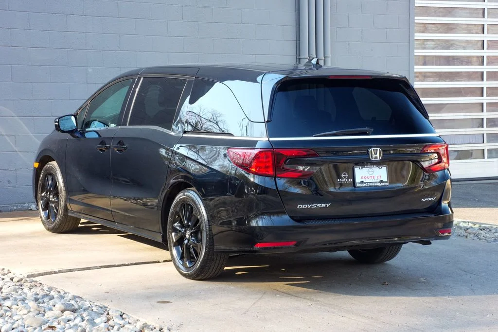 Used 2023 Black Honda Sport image 6