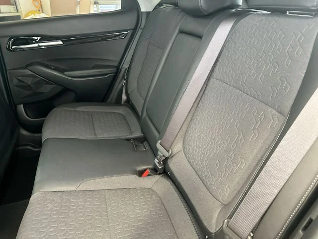 Used 2024 Black Kia S image 26