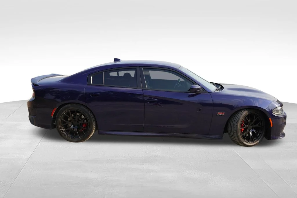 Used 2016 Blue Dodge R/T Scat Pack image 2