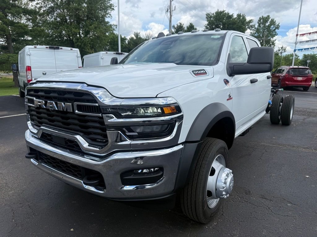 New 2026 Bright White Clear-Coat Exterior Paint RAM Tradesman image 8