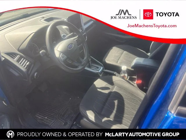 Used 2021 Blue Ford SE image 1