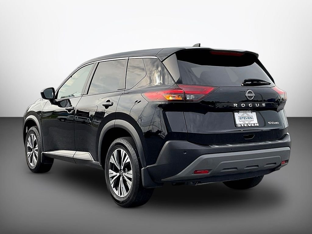 Used 2023 Black Nissan SV image 4