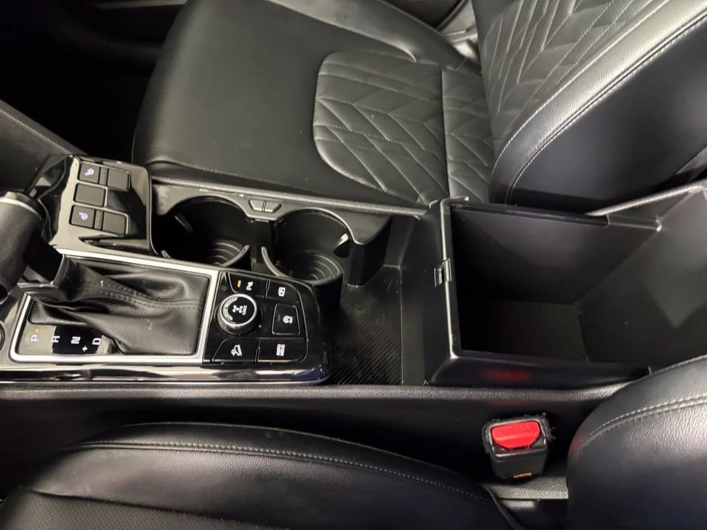 Used 2023 Black Kia X-Line image 31