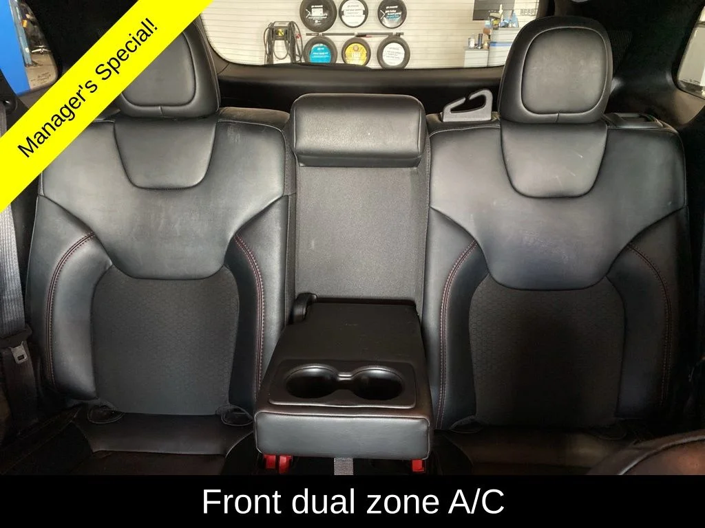 Used 2022 White Jeep Trailhawk image 13