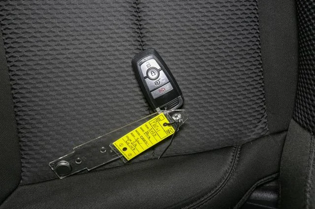 Used 2023 Black Ford XLT image 39